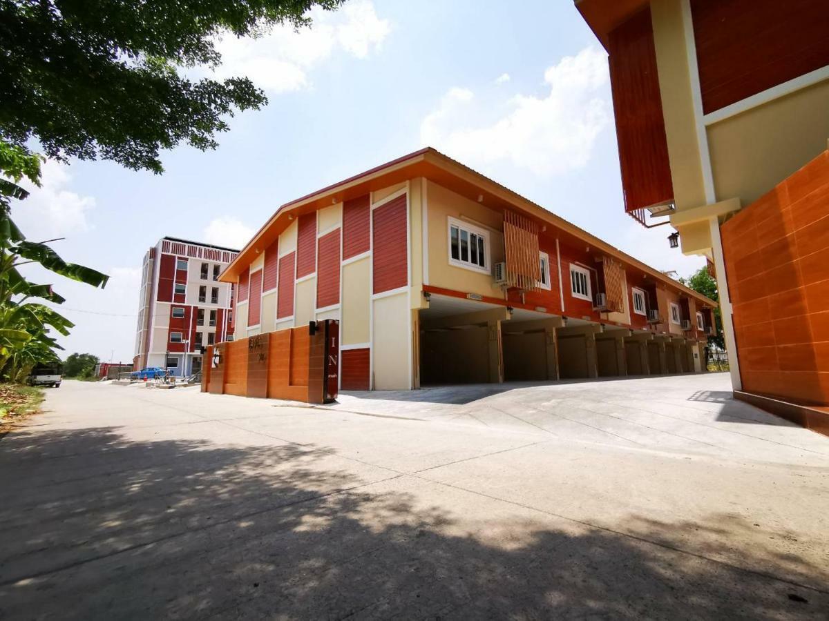 Triple Trees Hotel Pathumthani Kültér fotó